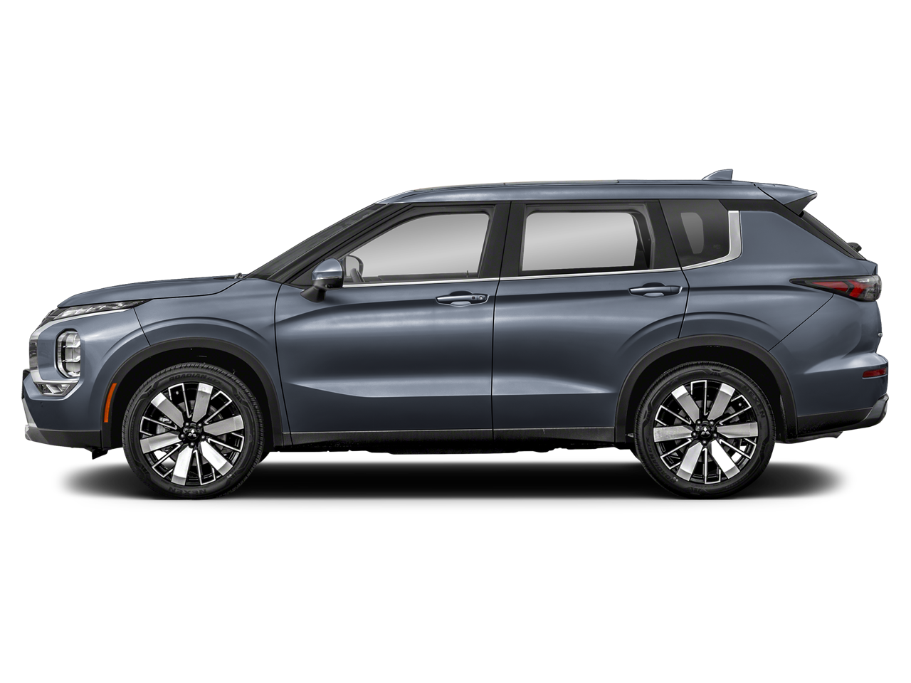 2025 Mitsubishi Outlander SE - Photo 18