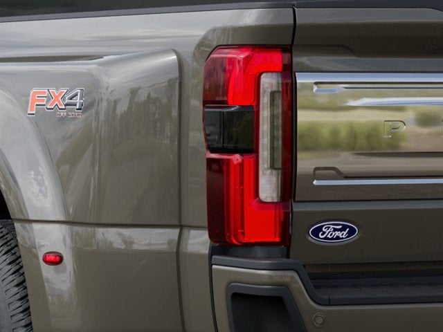 2027 Ford F-350SD Platinum DRW