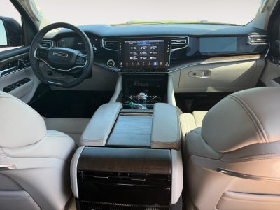 2023 Jeep Grand Wagoneer Base