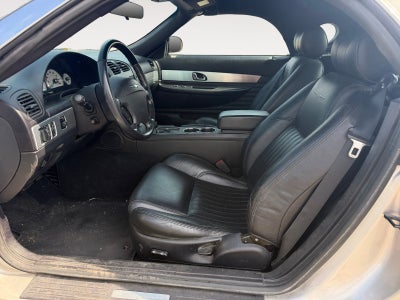 2004 Ford Thunderbird Base