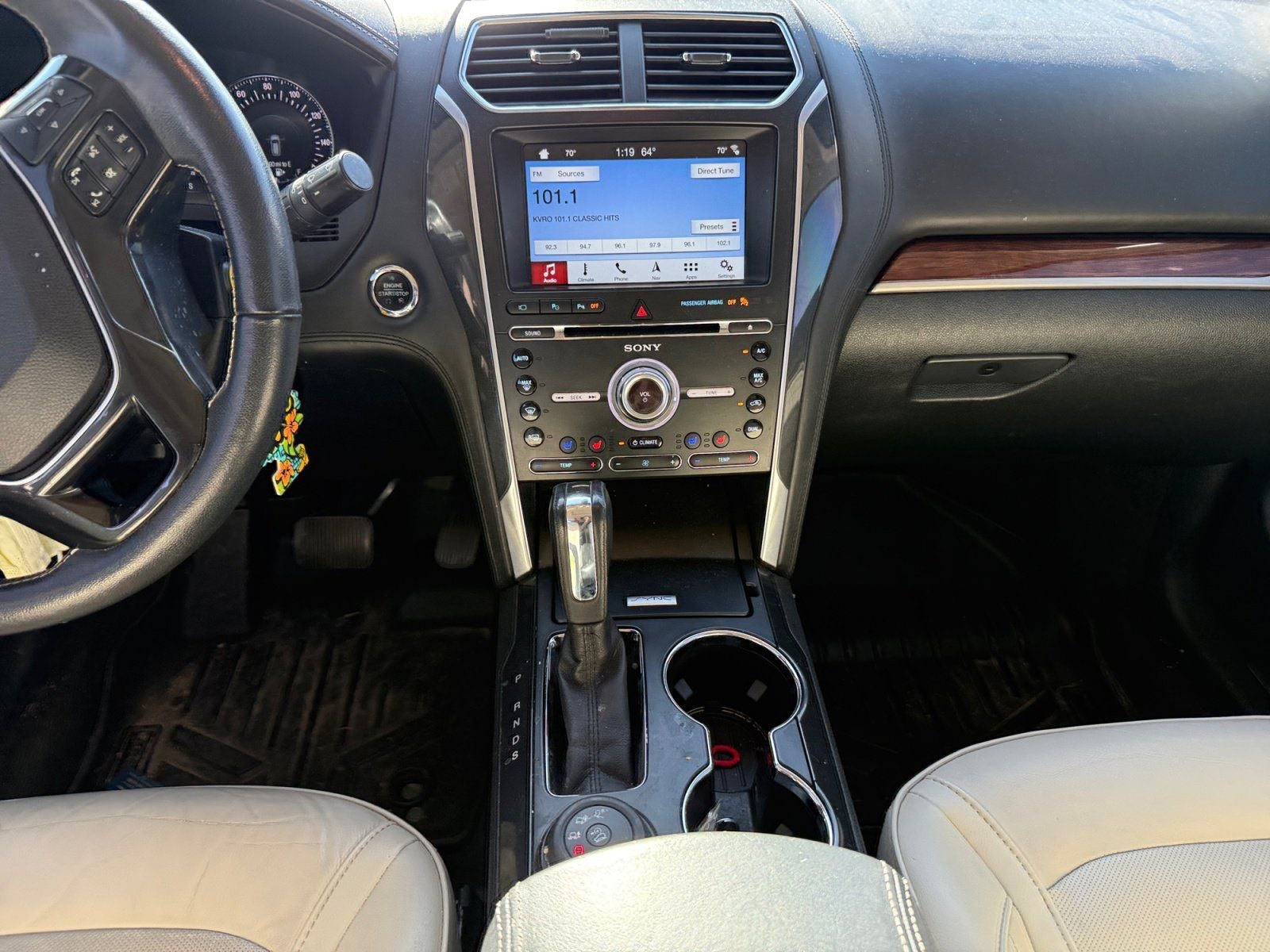 2017 Ford Explorer Platinum