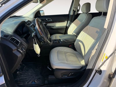 2017 Ford Explorer Platinum