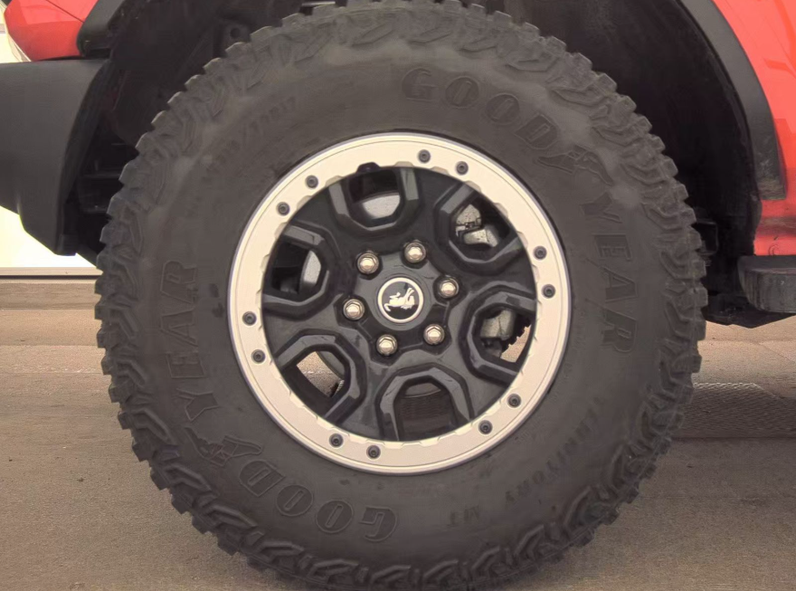 2023 Ford Bronco Outer Banks