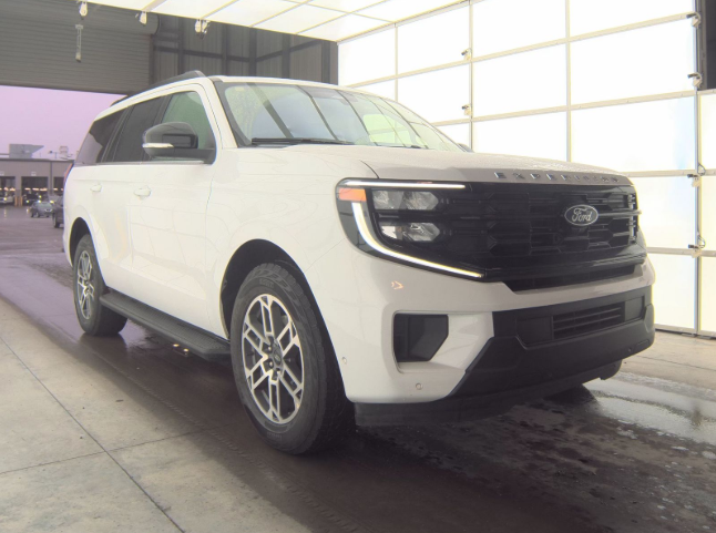 2025 Ford Expedition Active