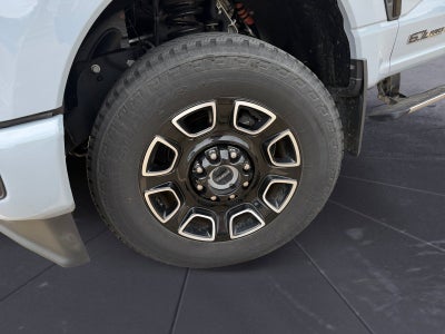 2025 Ford F-250SD Platinum