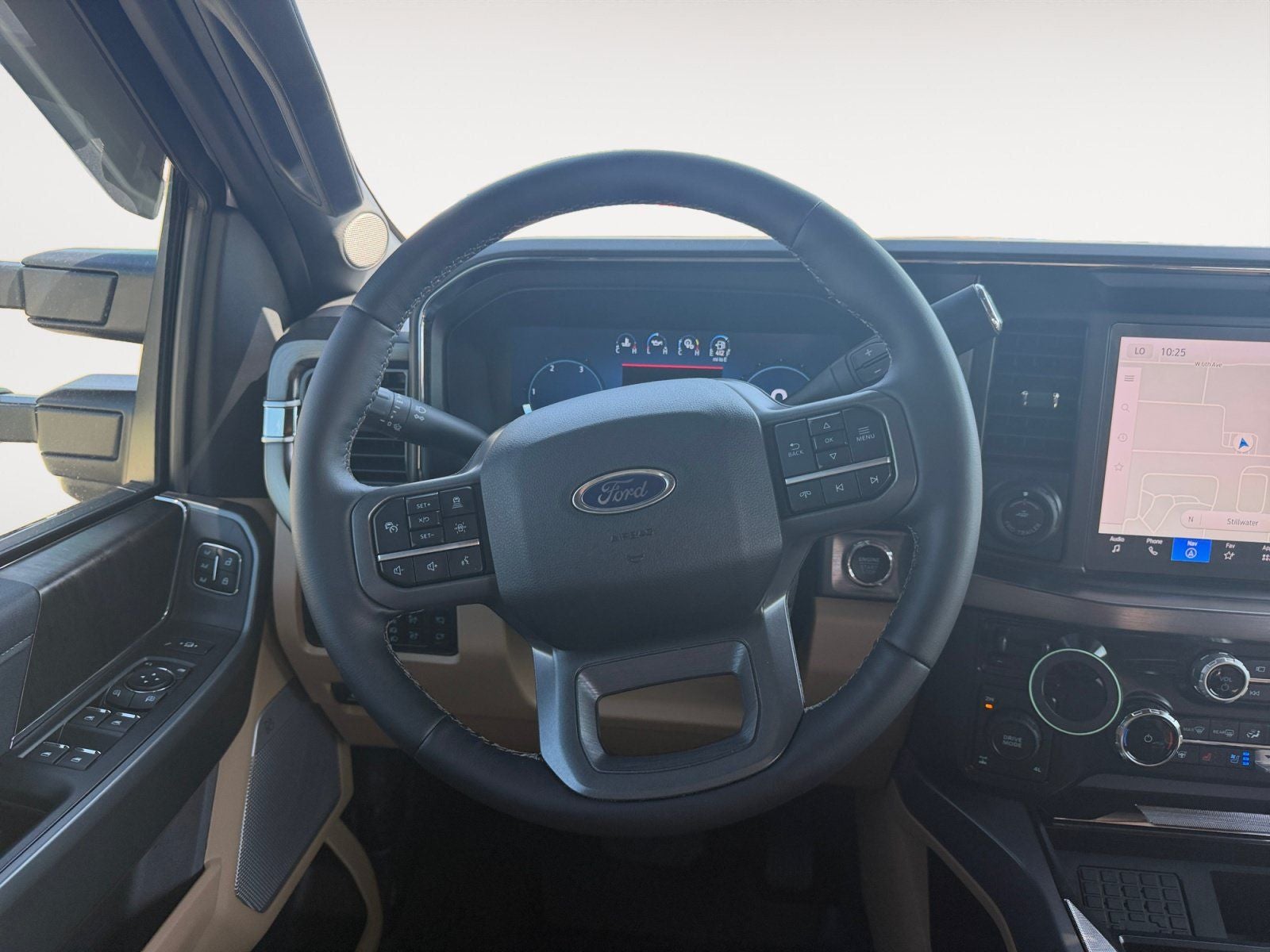 2025 Ford F-350SD Lariat