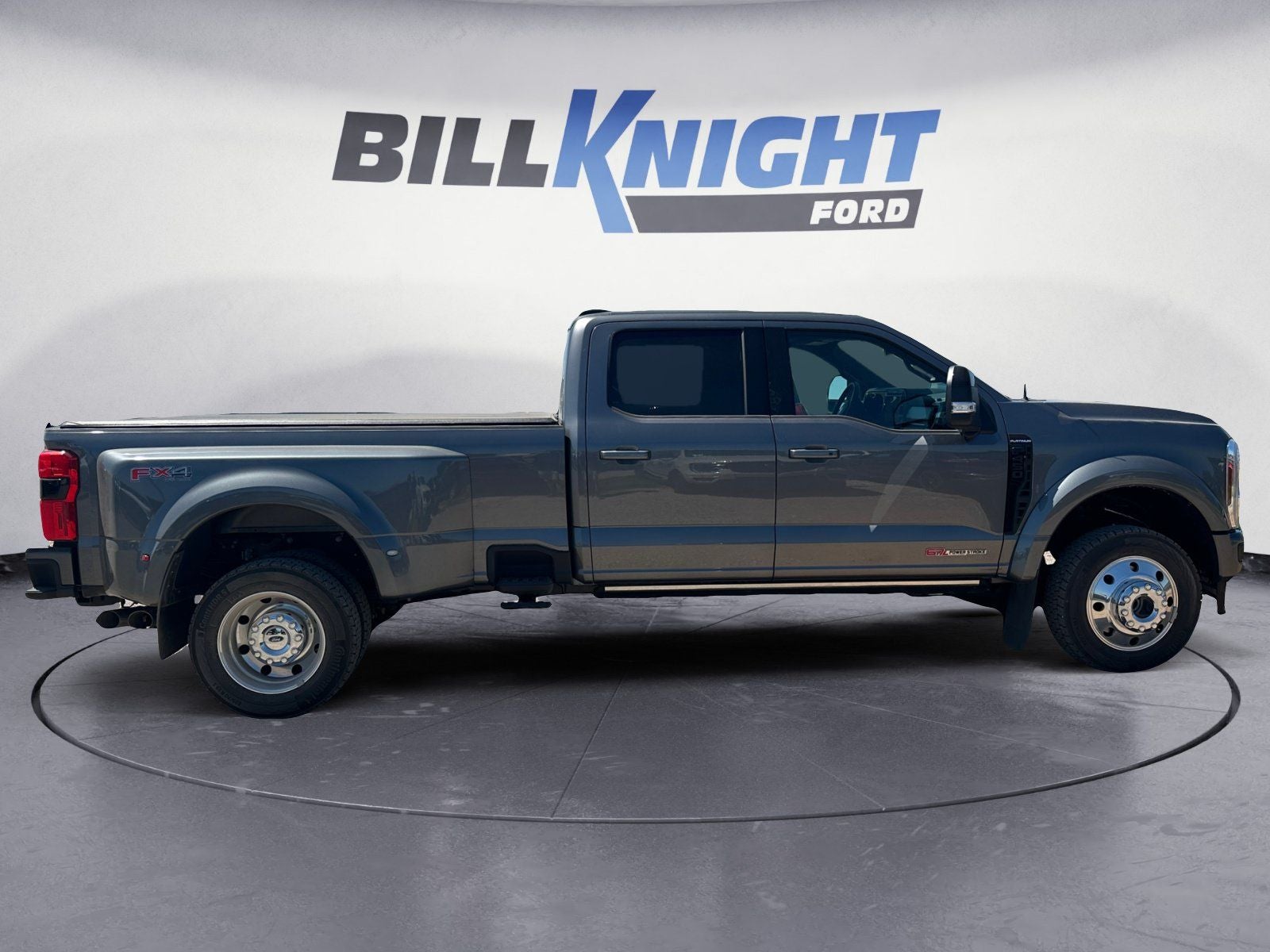 2025 Ford F-450SD Platinum DRW