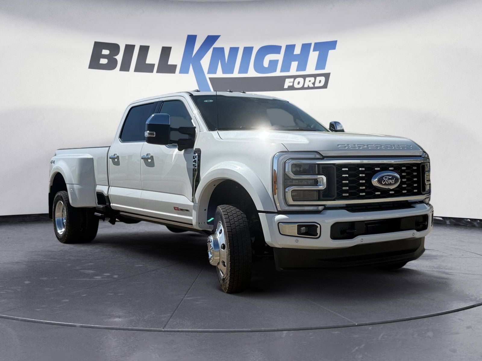 2026 Ford F-450SD Platinum DRW