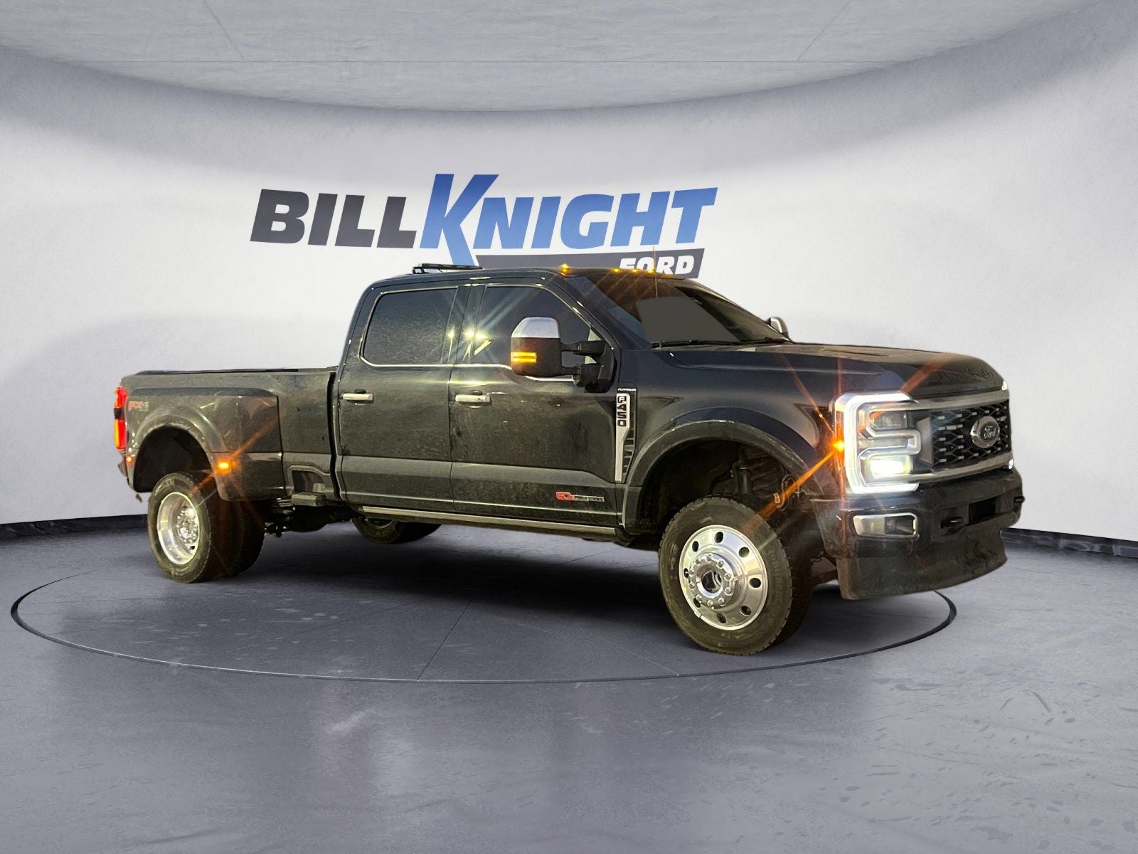 2025 Ford F-450SD Platinum DRW