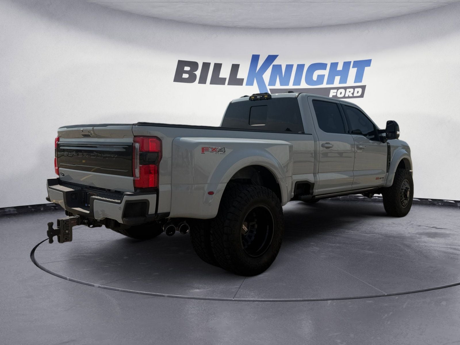 2025 Ford F-450SD Platinum DRW