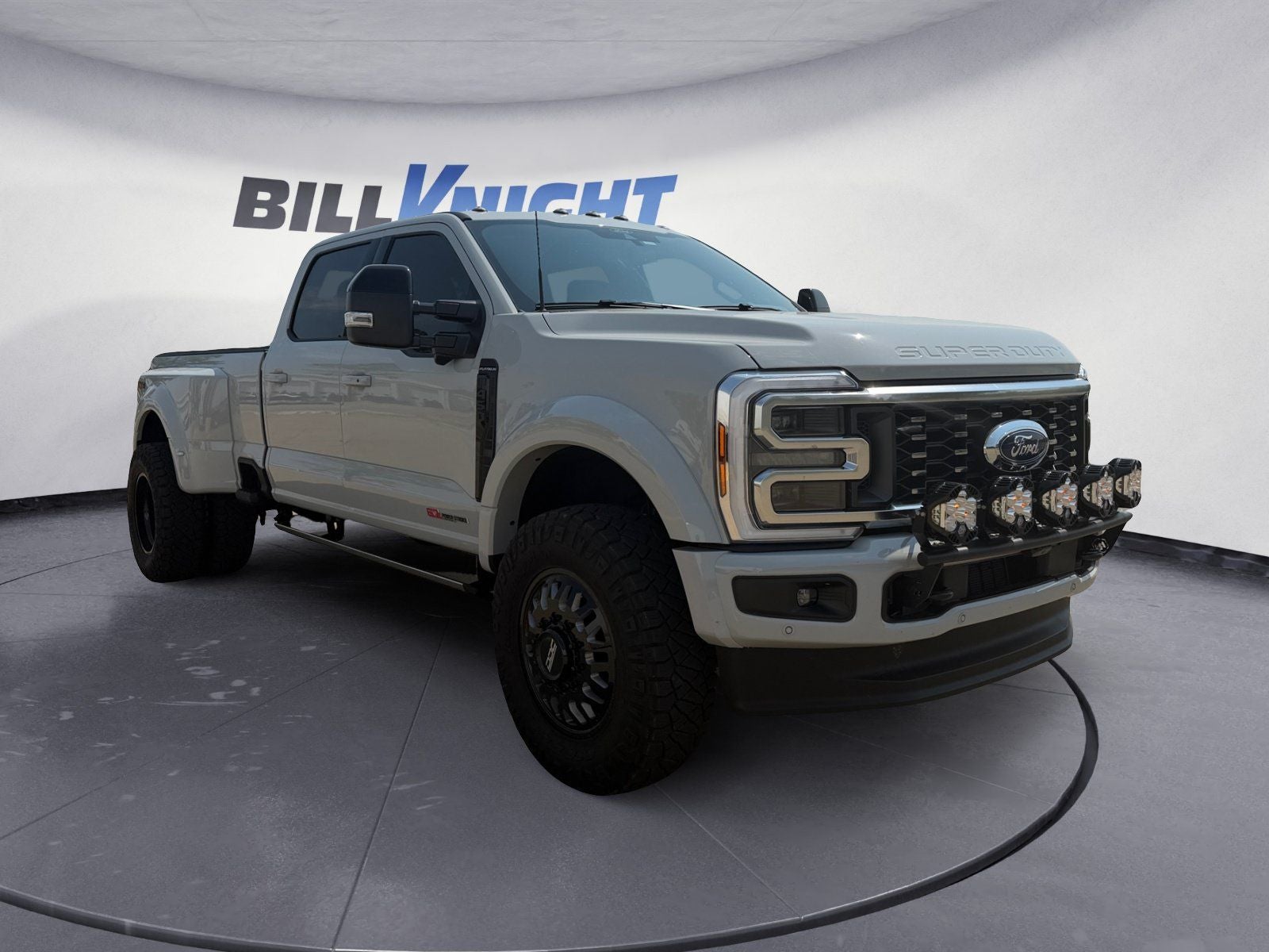 2025 Ford F-450SD Platinum DRW