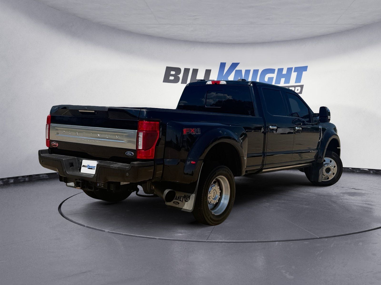 2022 Ford F-450SD Platinum DRW