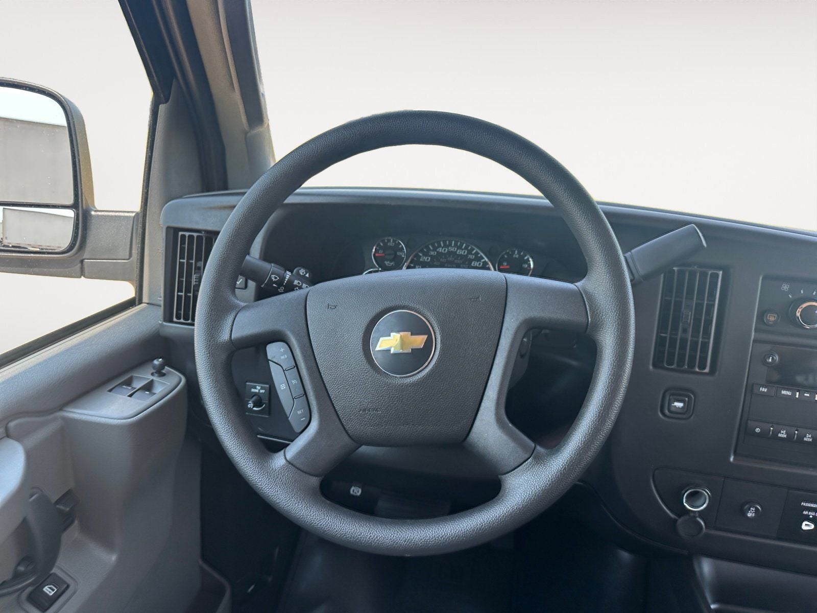 2024 Chevrolet Express 3500 LS Passenger