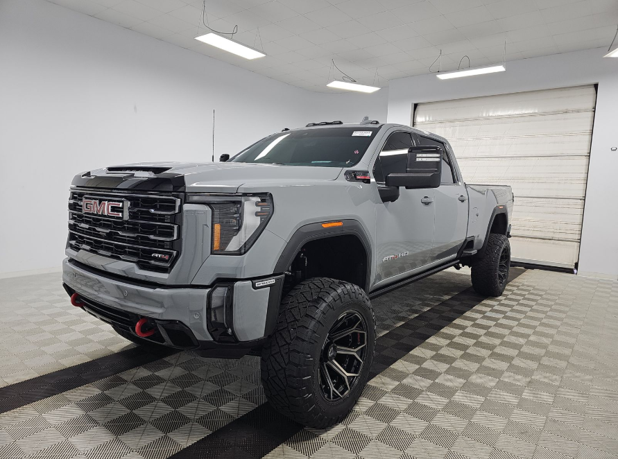 2024 GMC Sierra 2500HD AT4