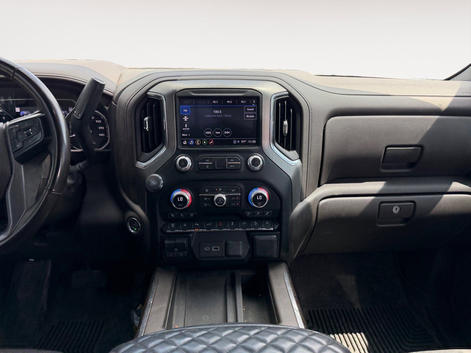 2023 GMC Sierra 2500HD Denali
