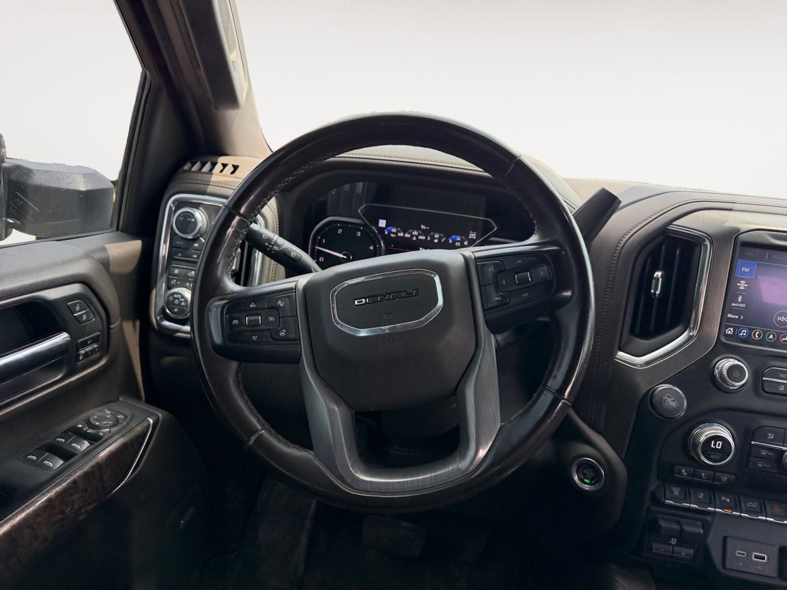 2023 GMC Sierra 2500HD Denali