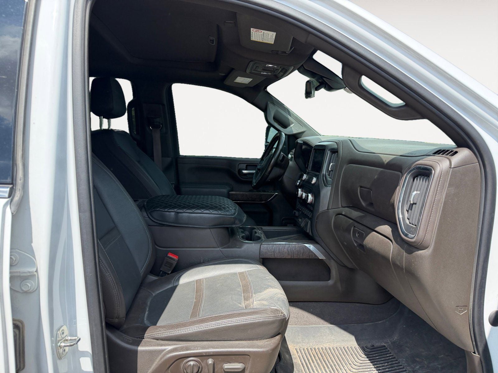 2023 GMC Sierra 2500HD Denali