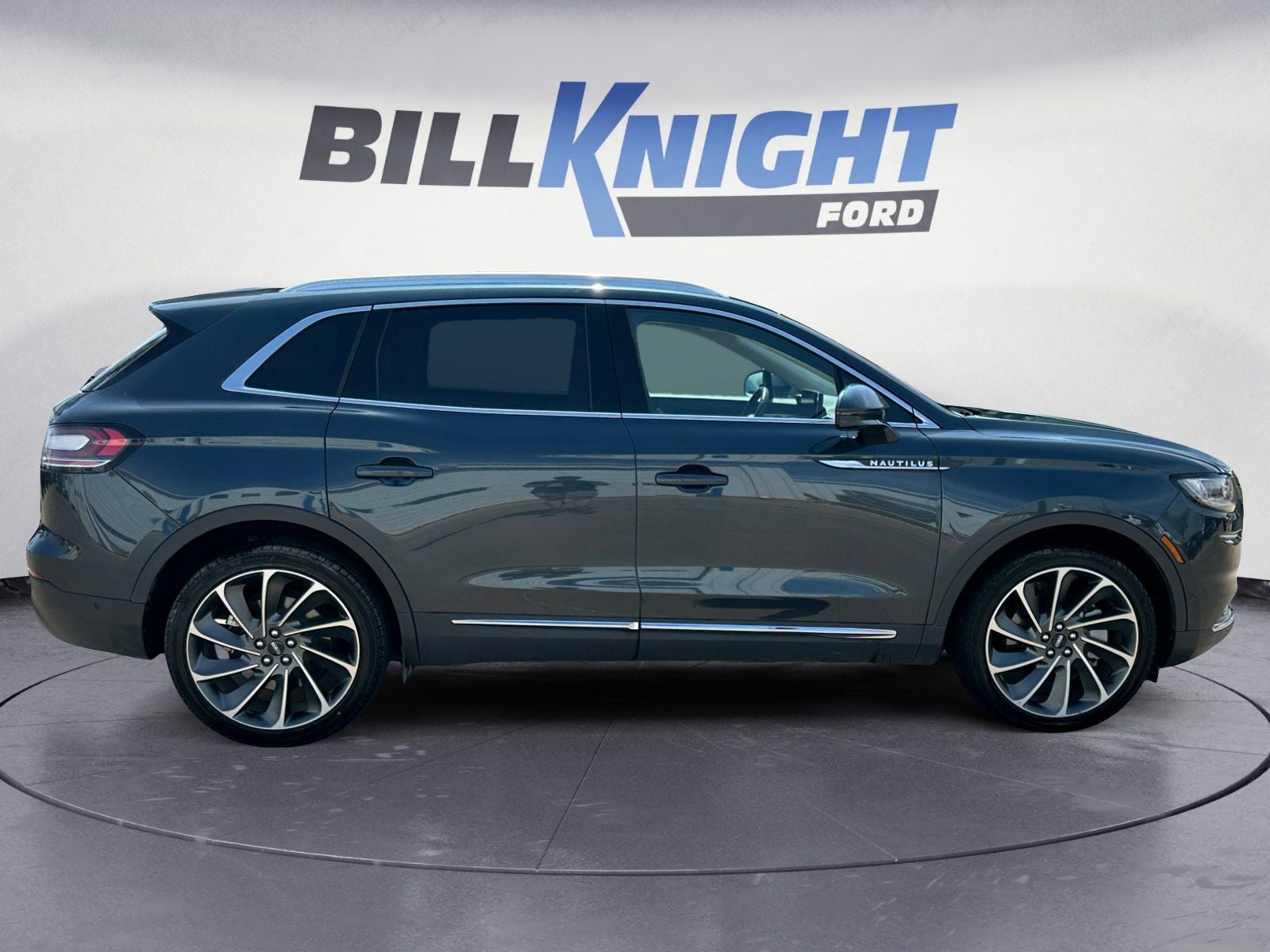 2021 Lincoln Nautilus Reserve