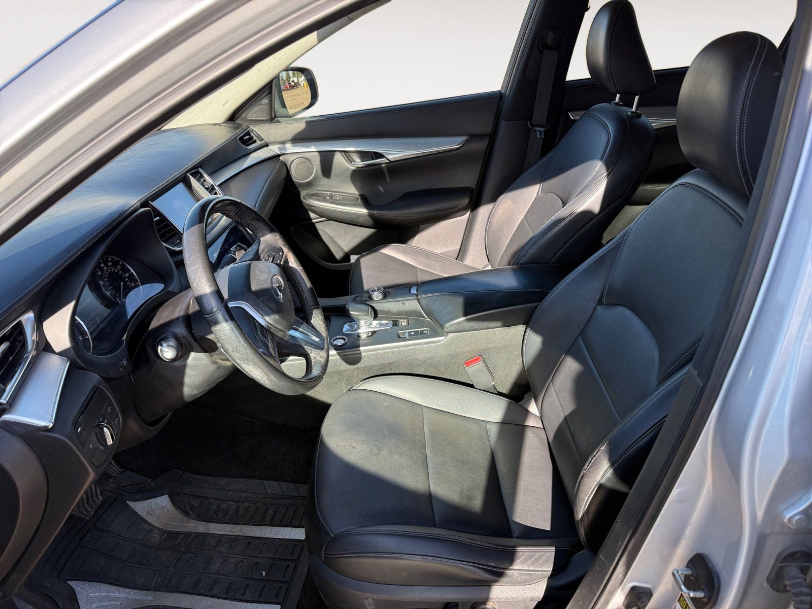 2019 INFINITI QX50 LUXE