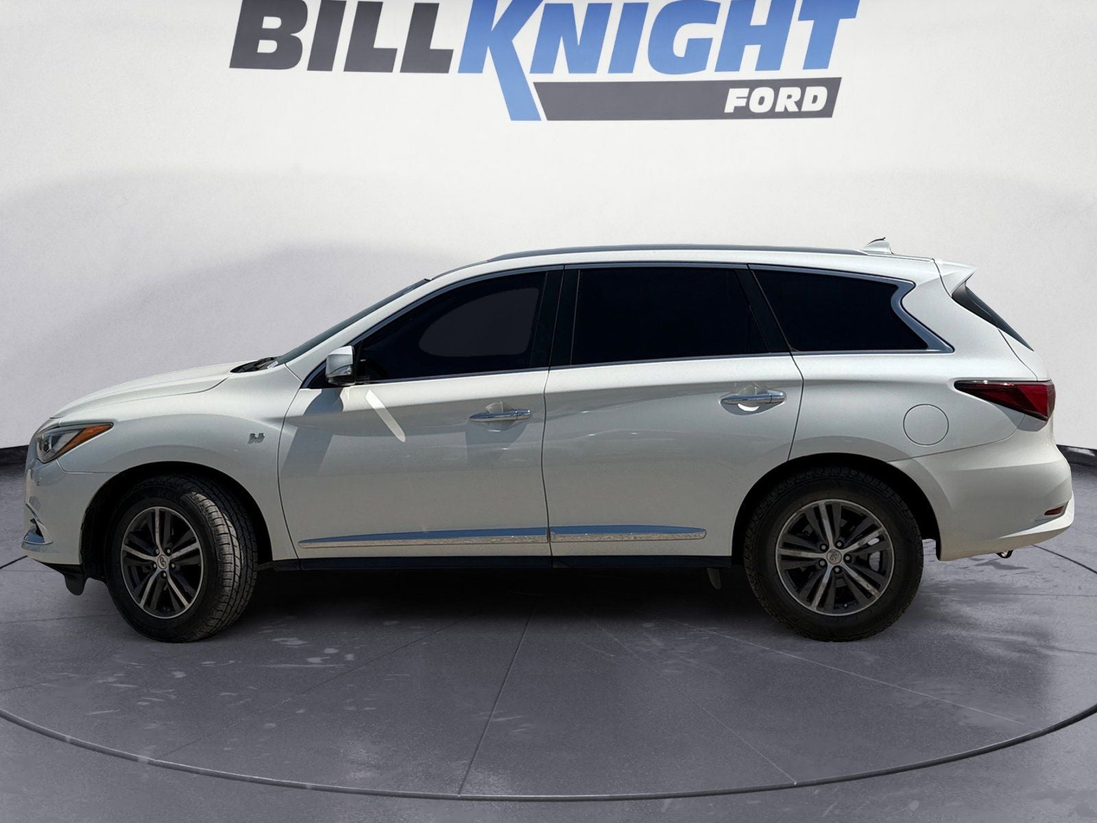 2019 INFINITI QX60 LUXE