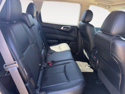 2019 Nissan Pathfinder Platinum