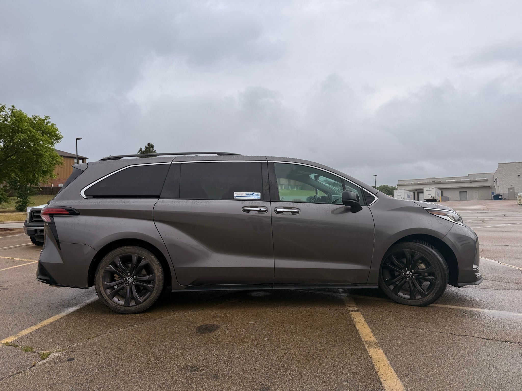 2022 Toyota Sienna XSE 7 Passenger