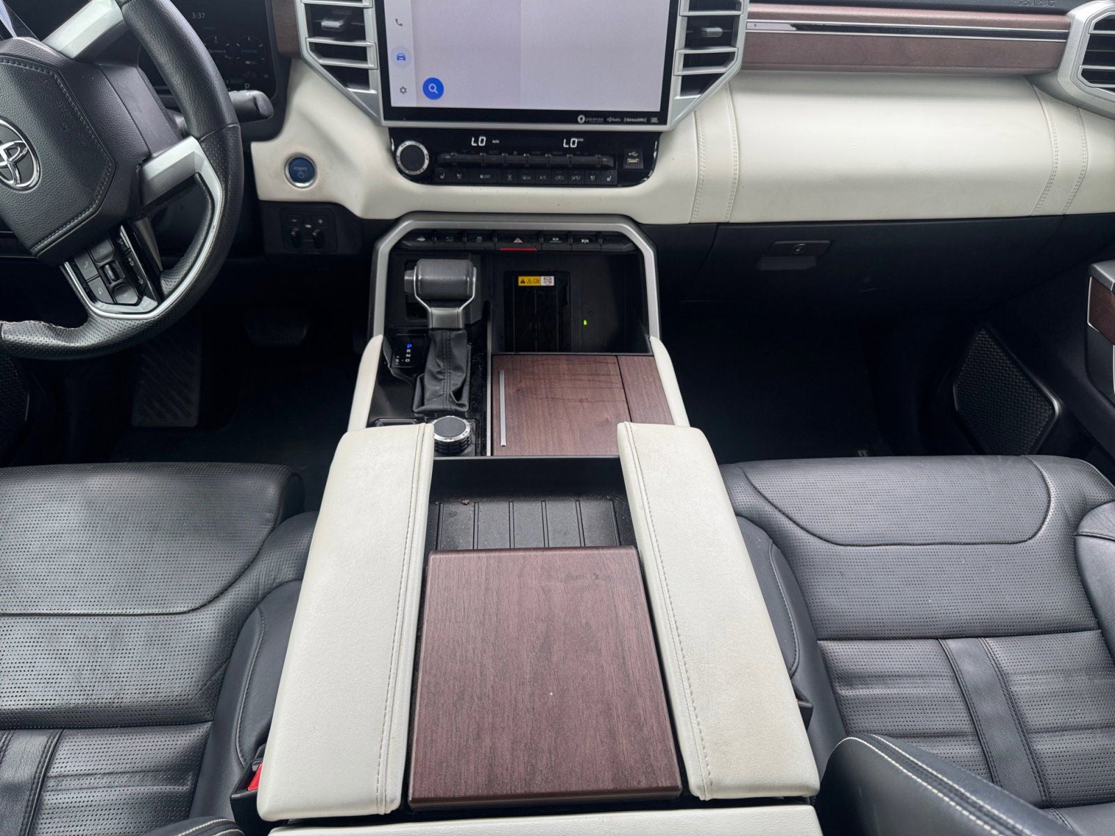 2023 Toyota Tundra Hybrid Capstone