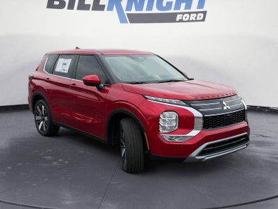 2025 Mitsubishi Outlander SE