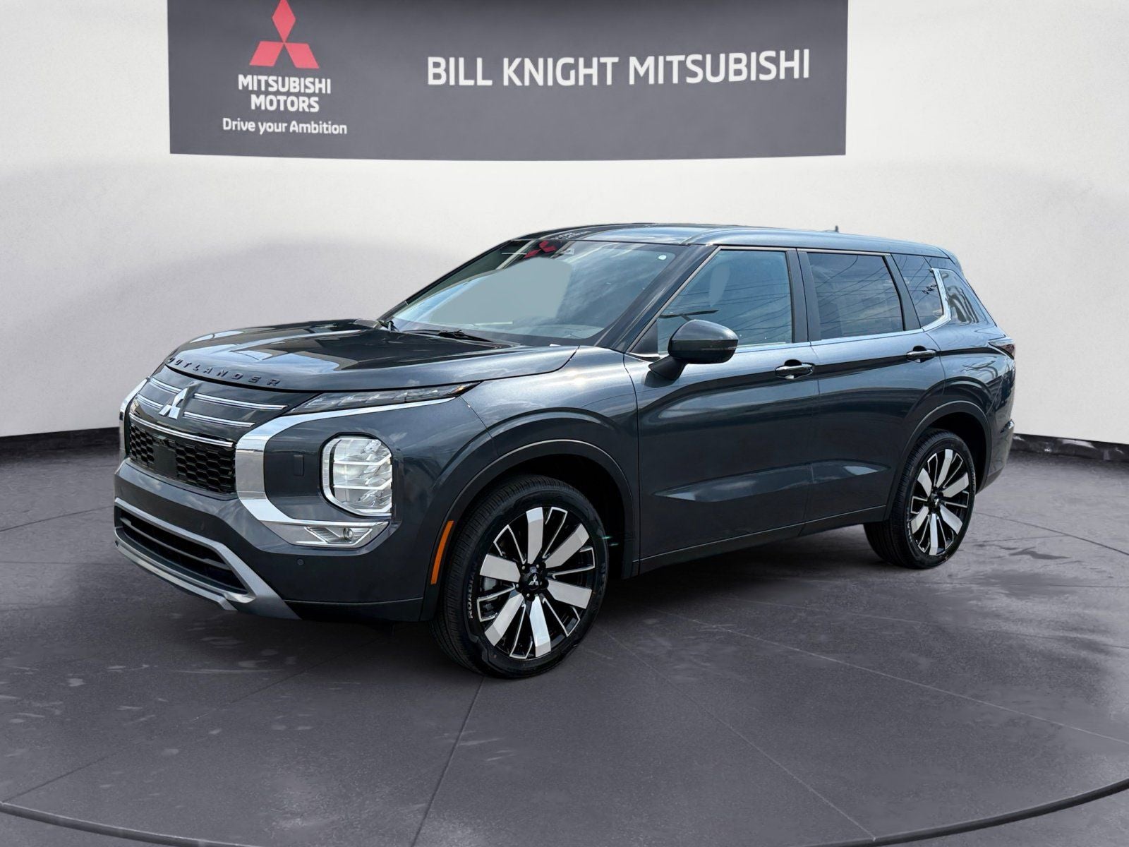 2025 Mitsubishi Outlander SE S-AWC's photo