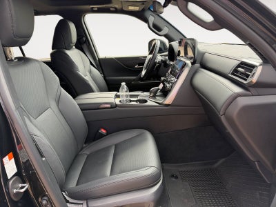 2025 Lexus LX 700h Overtrail
