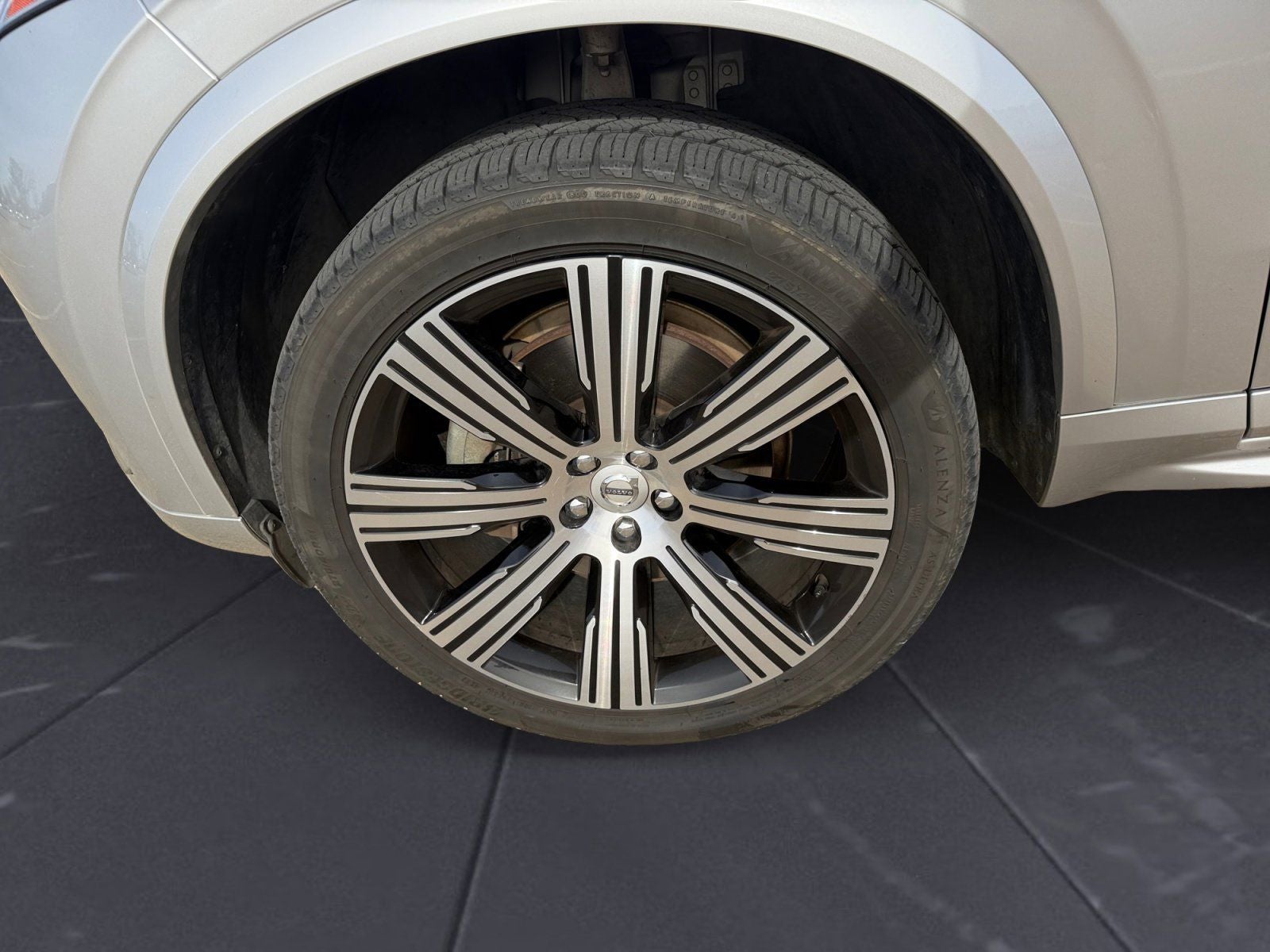 2020 Volvo XC90 T6 Inscription