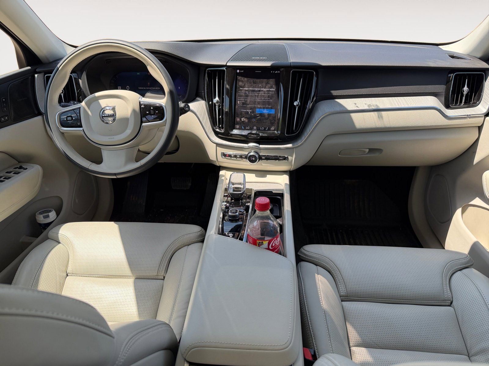 2025 Volvo XC60 B5 Ultra