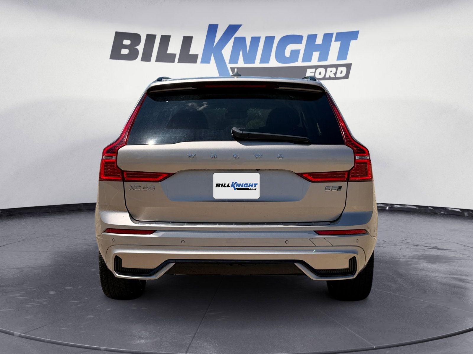2025 Volvo XC60 B5 Ultra